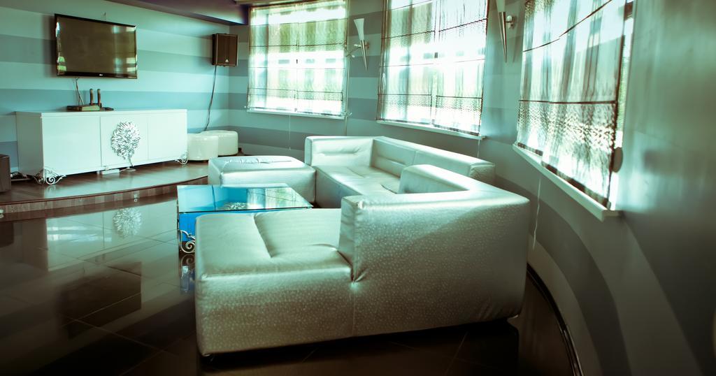 Astana Park Hotel Buitenkant foto