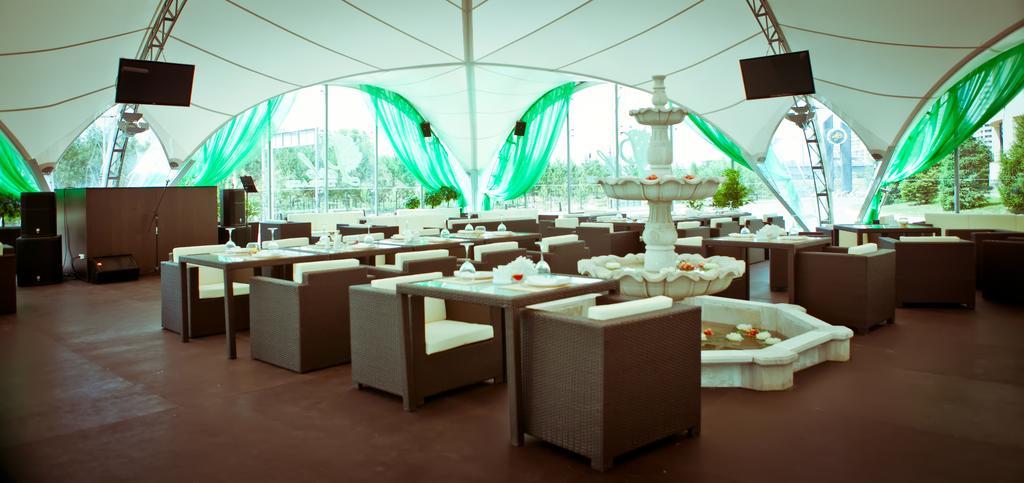 Astana Park Hotel Buitenkant foto